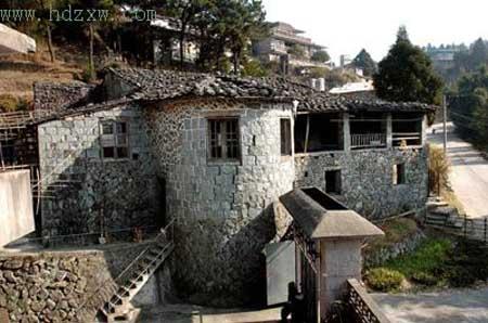 西方人在鼓岭上建的别墅(资料图)