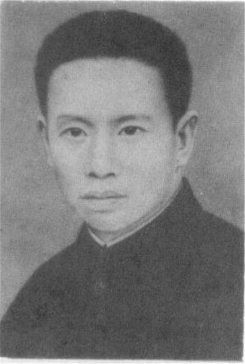 梁仁钦.jpg